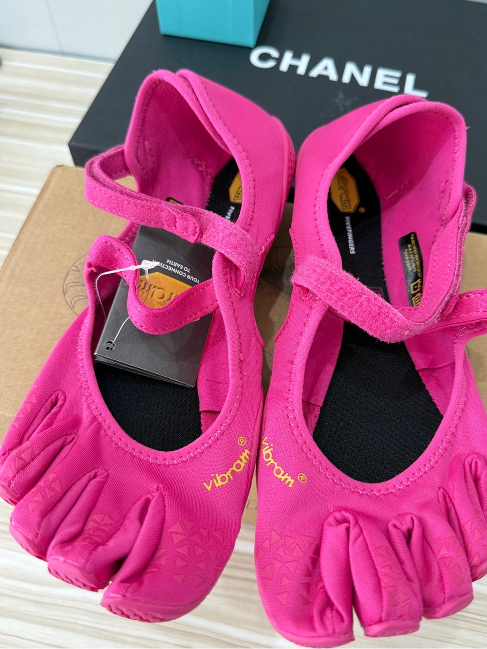 Vibram Women's Hot Pink FiveFingers Mary Jane Flats